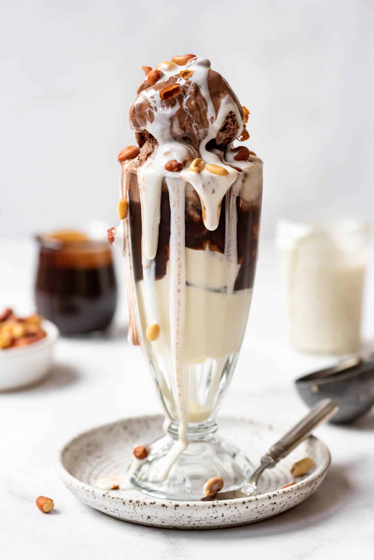 tin roof sundae - Article 3